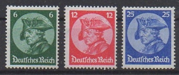 Michel Nr. 479 - 481, Friedrich der Große ungebraucht mit Falz.